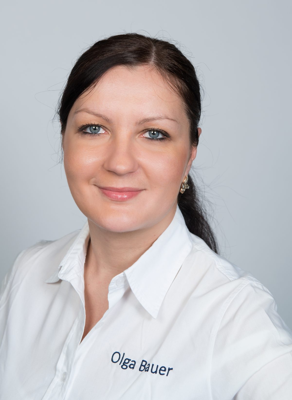 Olga Bauer, Zahnärztin in der Praxis